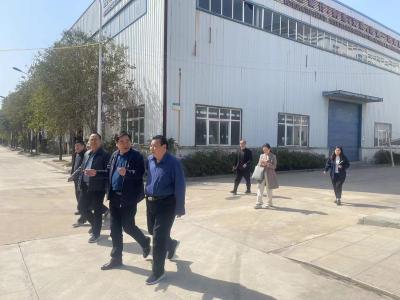 市工信局領導秦航偉一行到華豫萬通總部企業基地開展調研工作
